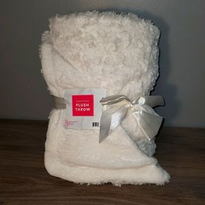 Rosette White Plush Throw